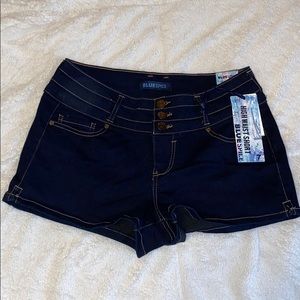 Blue spice. Dark jean shorts. Sz 7 juniors. NWT